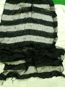 Elegant Black Dupatta with Tassels 🖤