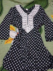 Black &amp; White Printed Short Kurti