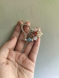 Set of 4 Cute Flower Hair Clips
