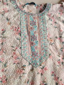 Floral Embroidered Kurta