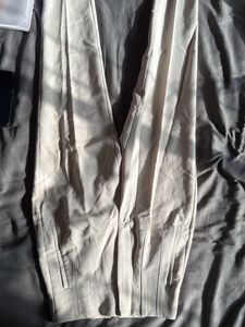 Elegant off white Trousers zara