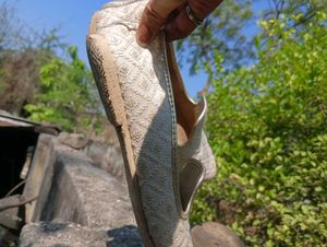 Elegant Ethnic Footwear for Men