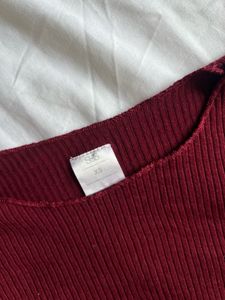 SSS- Maroon Ribbed Short Sleeve Top