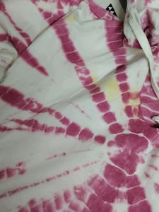 Tie - Die hoodie .