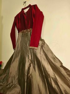 Sale Guys Red And Beige Gown