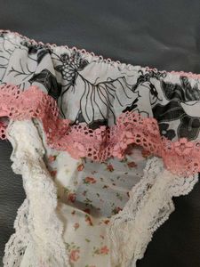Lovely Lace Trim Briefs
