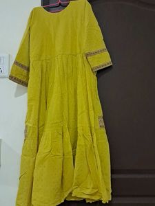 A Beautiful Yellow Kurti