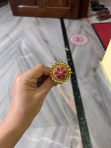 Pink gold ring