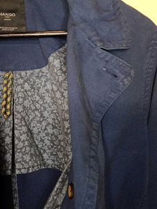 Stylish Blue Double-Breasted Jacket