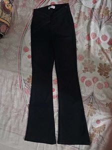 Flared Black Jeans | Size 26in