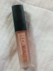 Huda Beauty Liquid Matte Lipstick