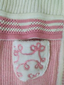 Chic Knit Cardigan with Pink Accents