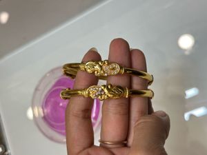 mangalsutra jhumka and kangan set