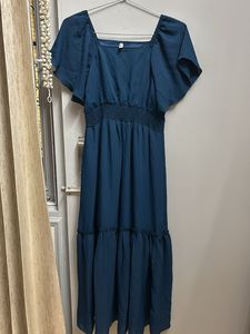 Elegant Teal Midi Dress