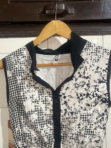 Chic Sleeveless Black &amp; White Print Dress