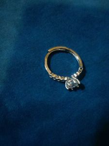 Sparkling Solitaire Ring