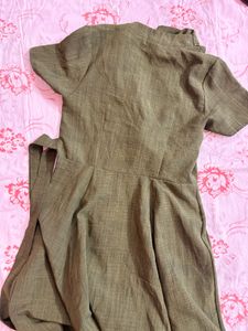 Stylish Olive Green Collared Dress