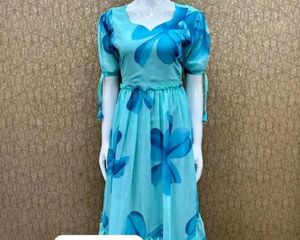 Chic Blue Floral Maxi Dress