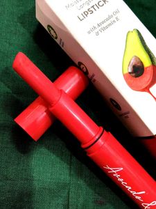 Mamaearth Moisture Matte Lipstick