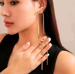 Bow Earring