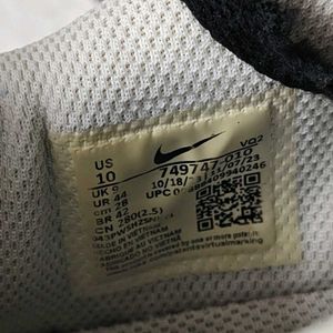 Nike Men's Black Leather Sneakers