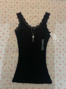 uniqlo layering cami
