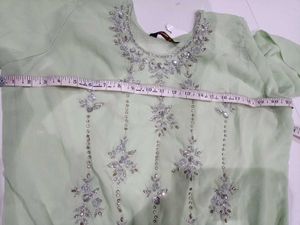 Elegant Lime Green Embroidered Kurta Set XL