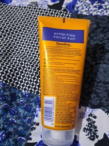Vaseline Healthy Bright Sunscreen SPF 50 PA+++