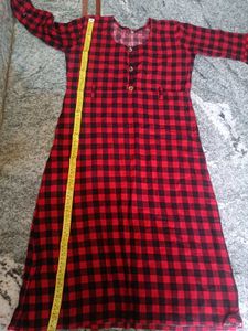 Red &amp; Black Checks Kurta