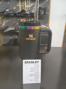 Stanley Insulated Mug.FLOWSTATE TUMBLER