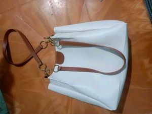 Chic Tote Bag with Chain Detail