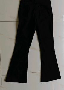 Black bootcut Jeans From zudio