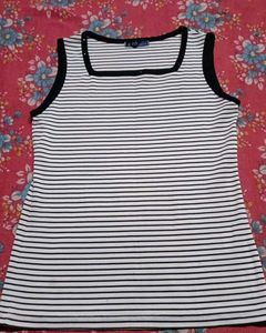 Vogue &amp; Striped Tank Top Bundl