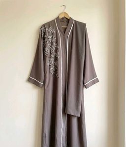 Embroidered Abaya with Scarf