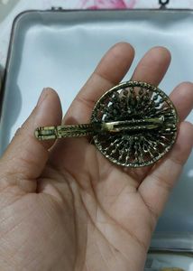 AD Hair Clip