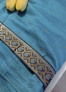 Elegant Blue Saree with Gold Border  blouse p