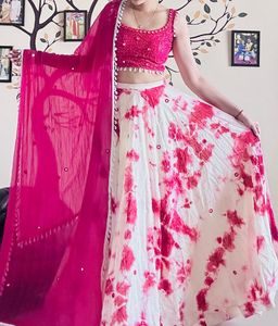 Designer Navratri Lehenga Choli