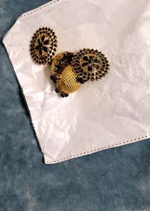 Elegant Jhumka