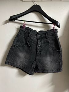 Trendy Washed Denim Shorts