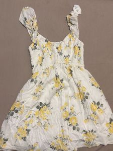hollister canada floral print mini sundresss