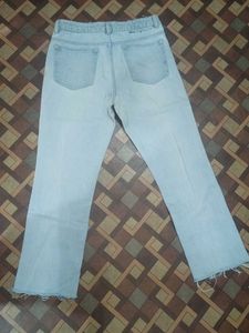 ⚡ ⚡ Flash Sale ⚡ ⚡ Wash Cropped Jeans