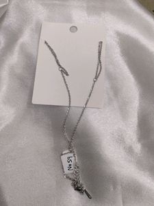 Locket With Chain And Free A Gift 🎁