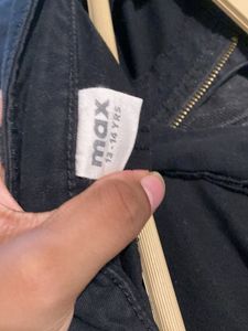SALEE ‼️‼️ MAx Black Cargo Pants
