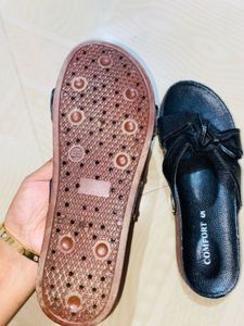 Comfortable Black Bow Sandals