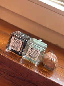 2 Colorbar Nail Polish 💅 + 1 free