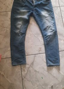Stylish Blue Washed Denim Jeans