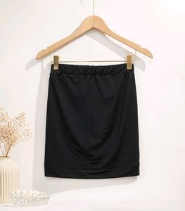 🖤 Tube Top – Effortless Chic Essential