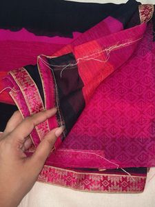 Chic Black &amp; Pink Striped Saree