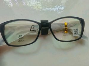 Vincent Chase Black Full Rim Cat Eye