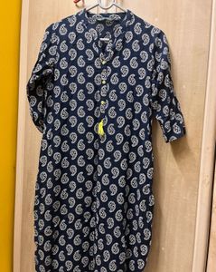 Navy Blue Paisley Print Kurta
